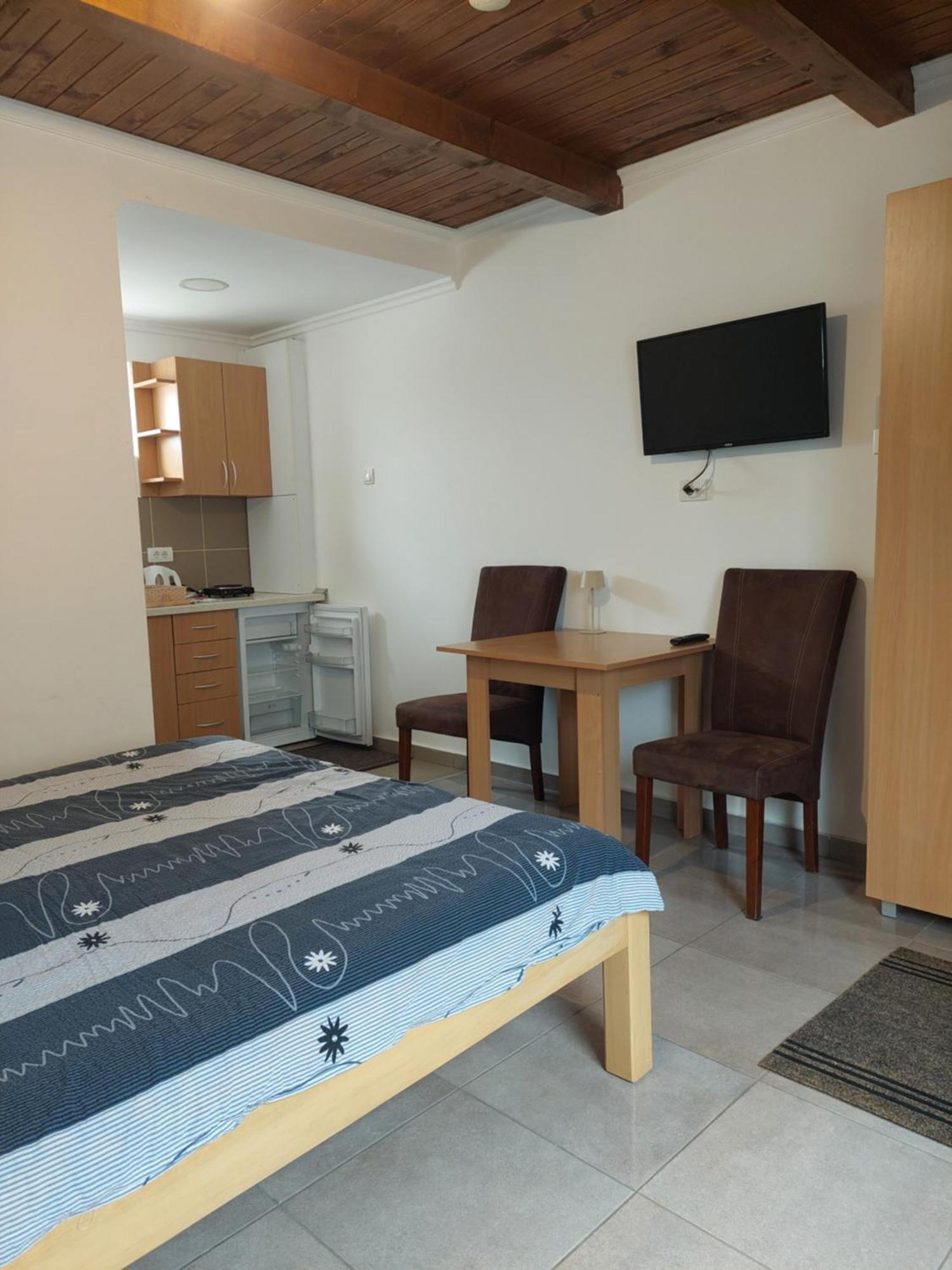 Apartment M&M Pacir Екстериор снимка